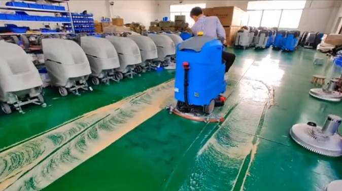 和平2023年还在用人工的物业保洁不妨试试洗地机吧